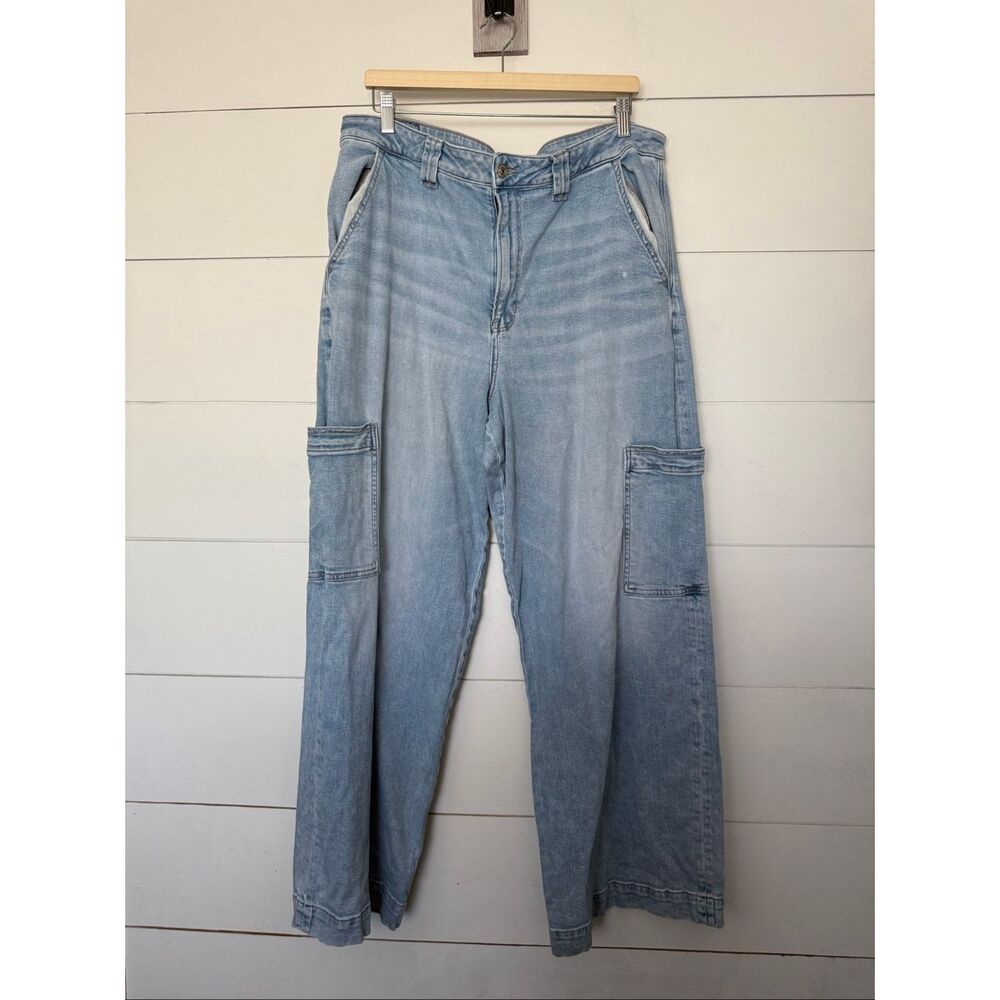 American Eagle Women’s 20 Blue Baggy Super Wide Leg Cargo Jeans Plus Size